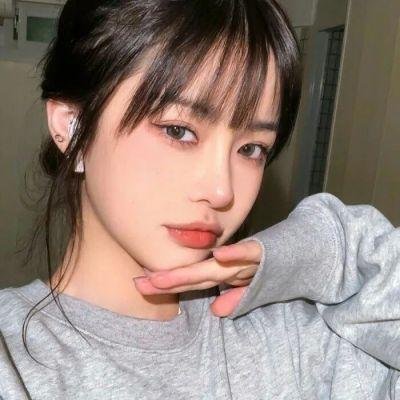 穿黄靴子的女孩 在线观看
